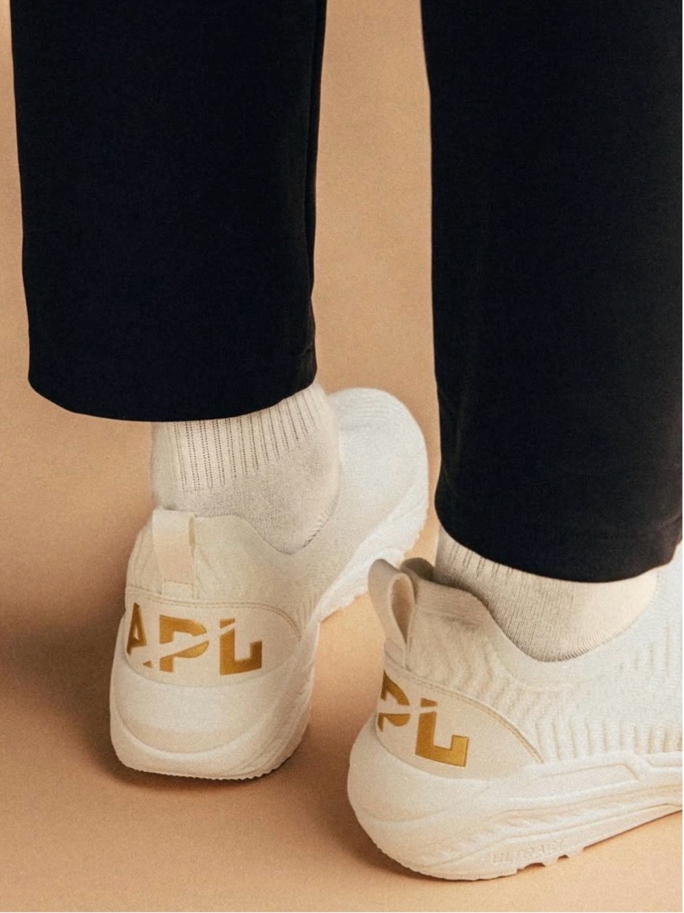 Athletic Propulsion Labs APL TechLoom Traveler White Gold Sneakers EUC Size 10.5 - Picture 2 of 12